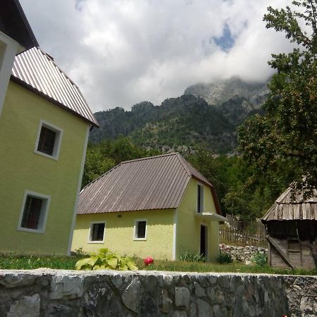 Bujtina Ahmetaj Villa Valbone Buitenkant foto